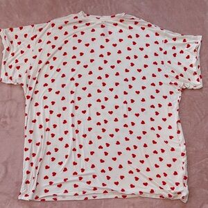 Skims sleep shirt red hearts